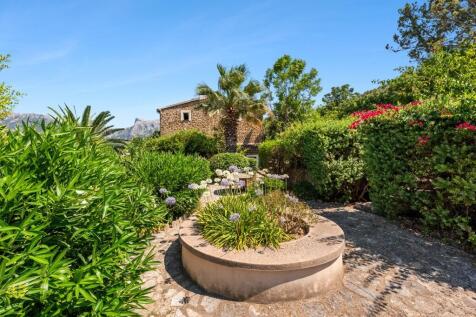 Gardens (2)