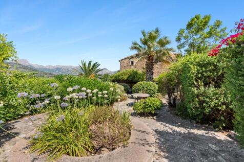 Gardens (3)