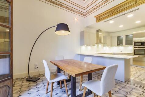 Dining (1)