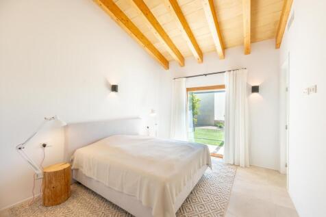 Bedroom (1)