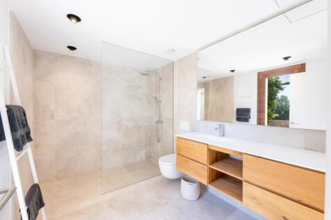Bathroom (1)