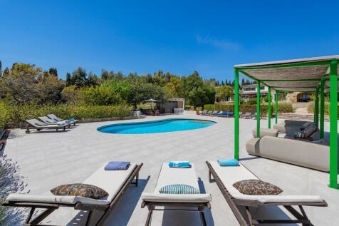 Pool Terrace (3)