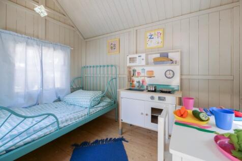 Bedroom (1)