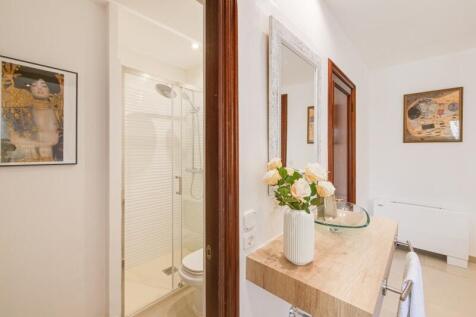 Bathroom (1)