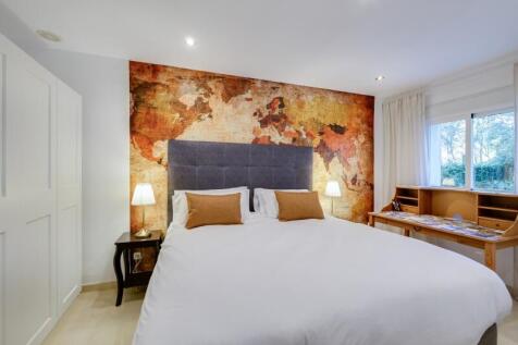 Bedroom (13)