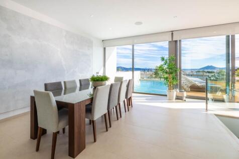 Dining new