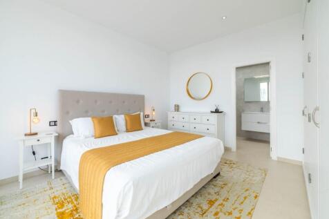 Bedroom (1)