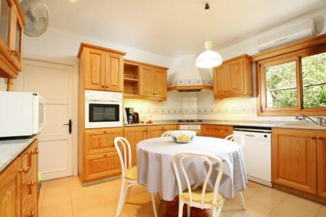 Kitchen (2)