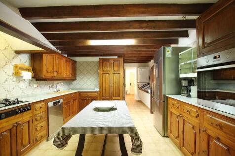 Kitchen (1)