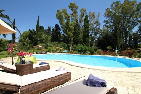 Pool (8)