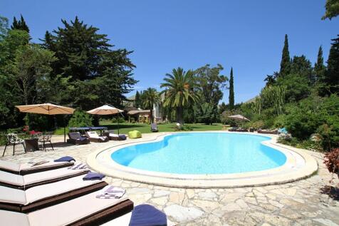 Pool (12)