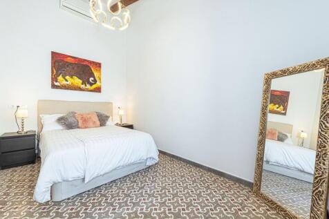 Bedroom (2)