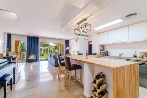 Kitchen (2)