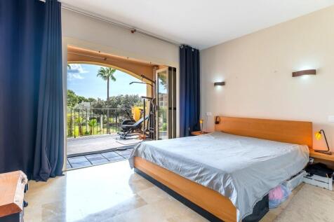 Bedroom (1)