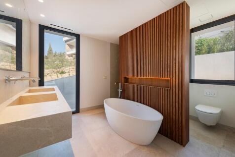 Bathroom (2)