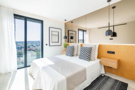 Bedroom (2)