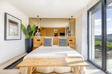 Bedroom (2)