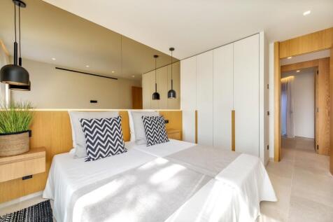 Bedroom (3)