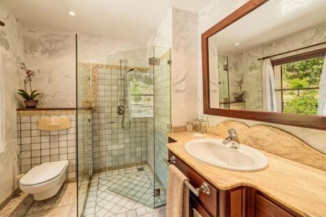 Bathroom (2)