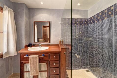 Bathroom (1)