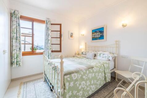 Bedroom (1)