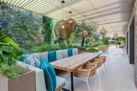 Covered Terrace (1)