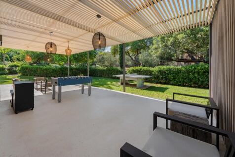Covered Terrace (3)
