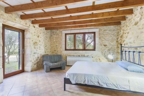 Bedroom (4)