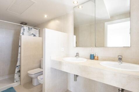 Bathroom (2)