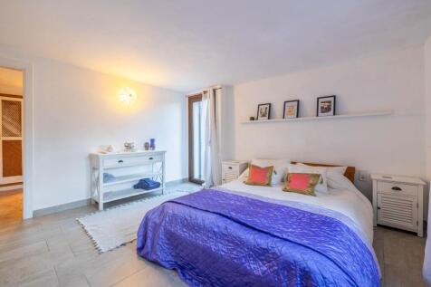 Bedroom (3)
