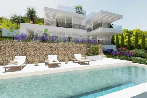 Exterior and Pool 2