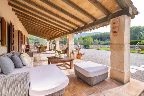 Covered Terrace (2)
