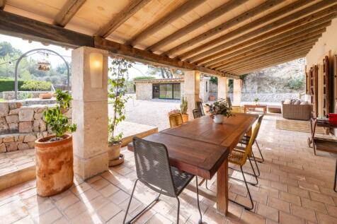 Covered Terrace (1)
