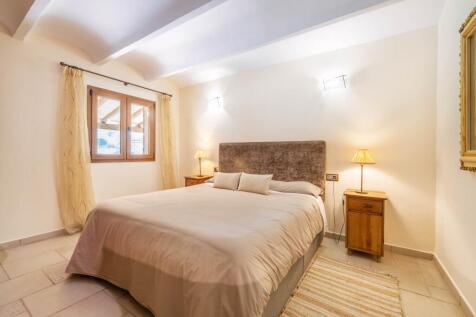 Bedroom (1)