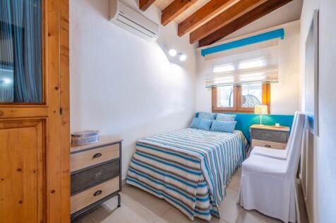 Bedroom (2)