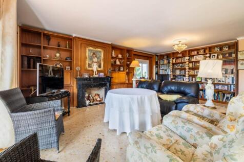 living room (1)