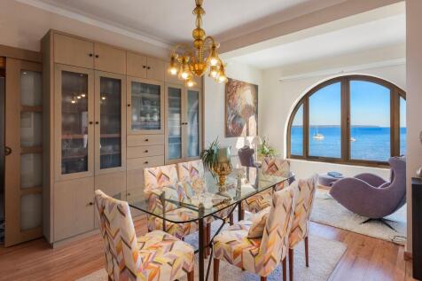 Dining (2)