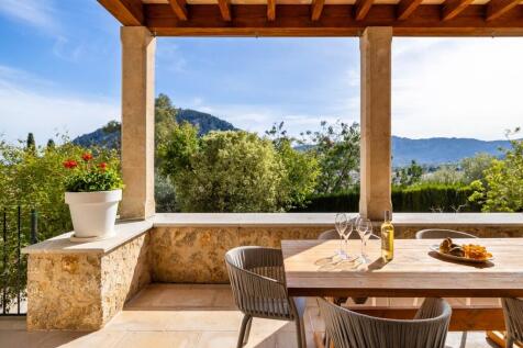 Covered Terrace (1)