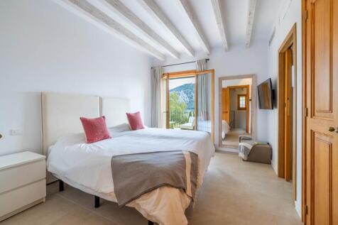 Bedroom (2)
