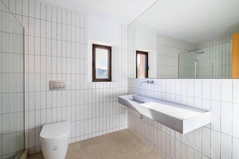Bathroom (1)