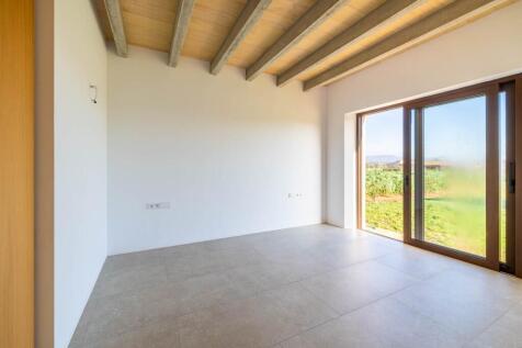 Bedroom (2)