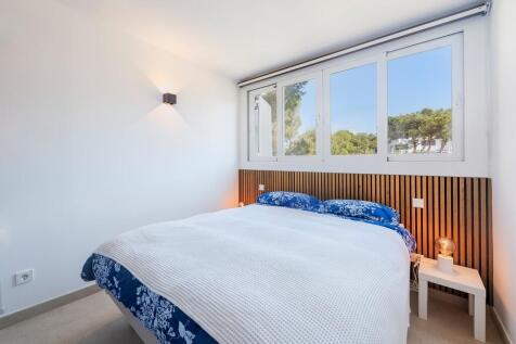Bedroom (3)