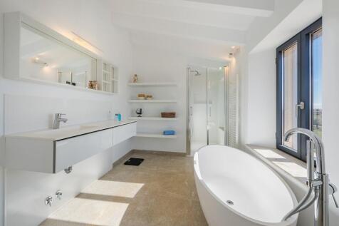Bathroom (2)