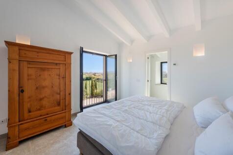 Bedroom (4)