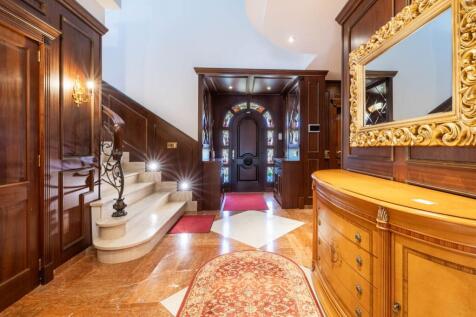lobby (1)