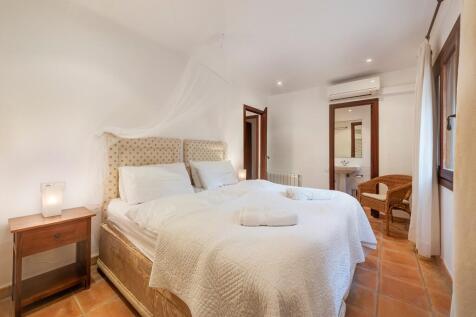 Bedroom (4)