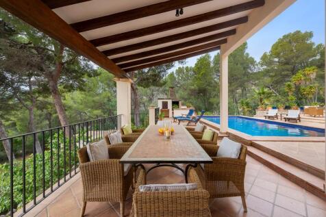 Covered Terrace (2)