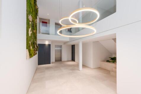 hallway (2)