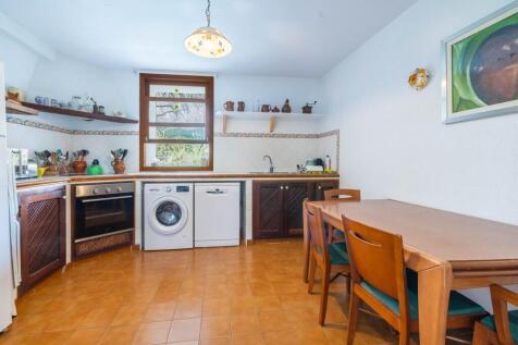 kitchen (1)