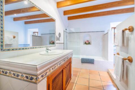 Bathroom (2)